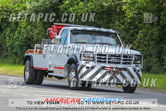 GP2406-3945-C_LOGO_ON_PHOTO