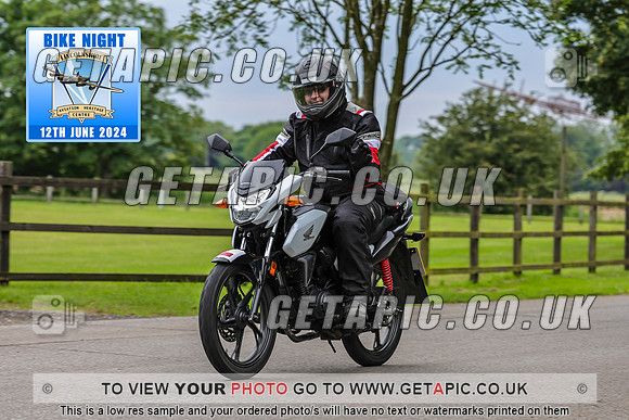 PR2406-03633-C_LOGO_ON_PHOTO