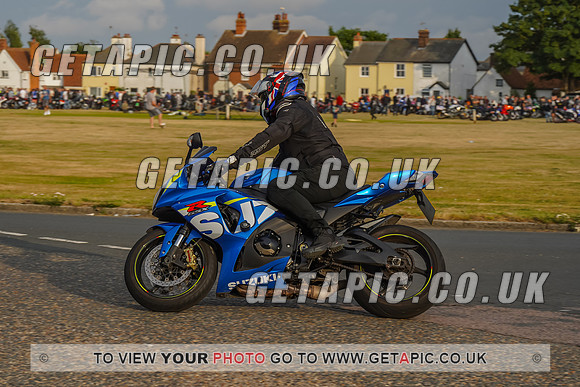 RS2207_8631