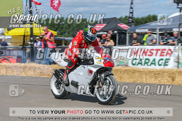 GP2508-3707_LOGO_ON_PHOTO