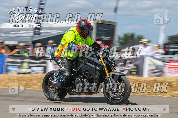 GP2508-4055_LOGO_ON_PHOTO