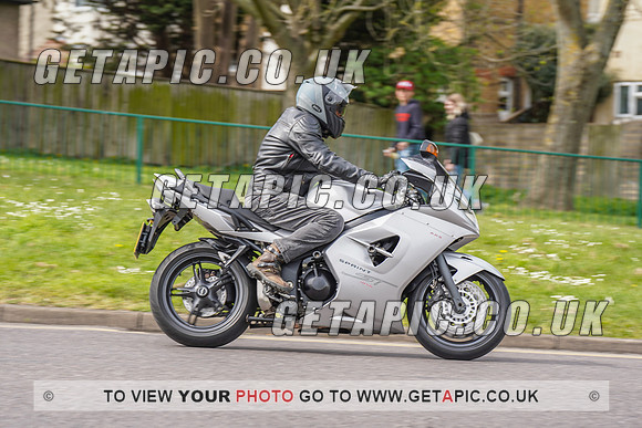 RS2204_9453
