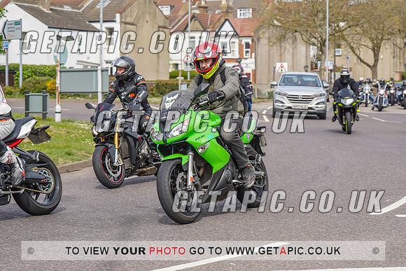 RS2204_5543