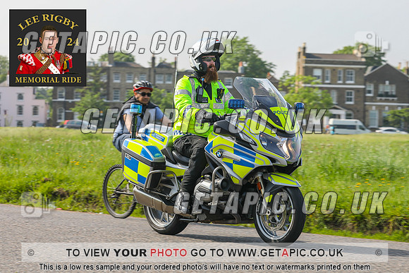 GP2405-3229-C_LOGO_ON_PHOTO