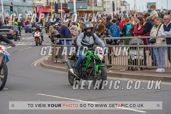 RS2205_13412