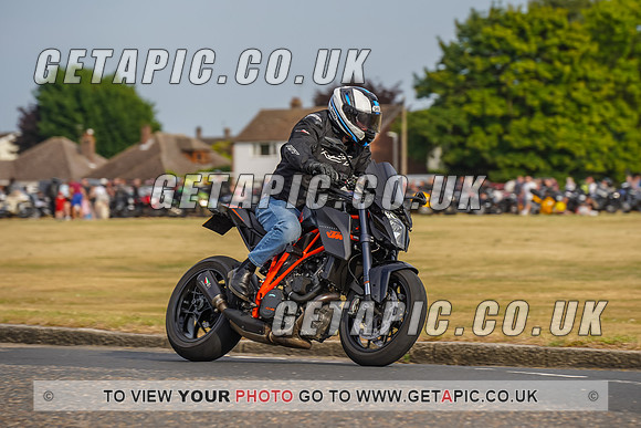 RS2207_6828