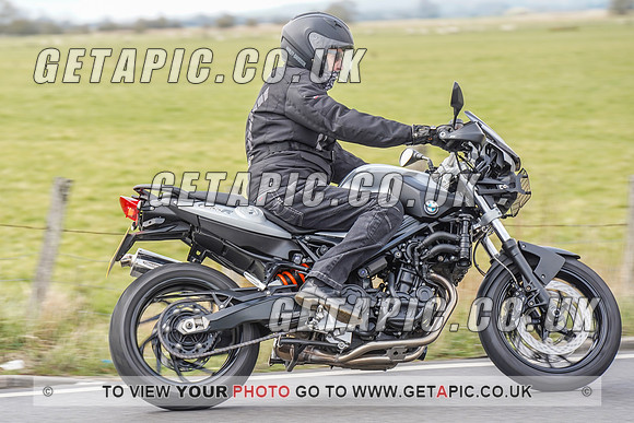 RS2203_6739