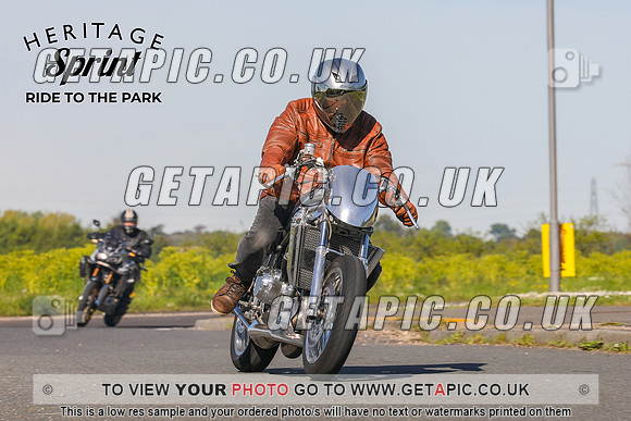 GP2405-0006-C_LOGO_ON_PHOTO