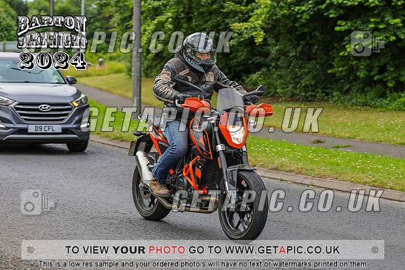 PR2407-2678_LOGO_ON_PHOTO