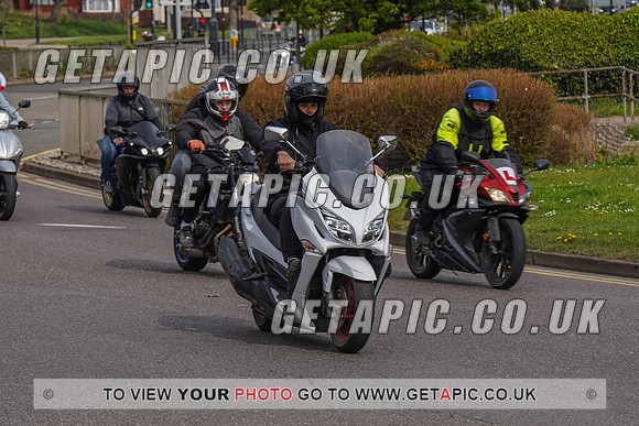 RS2204_4622