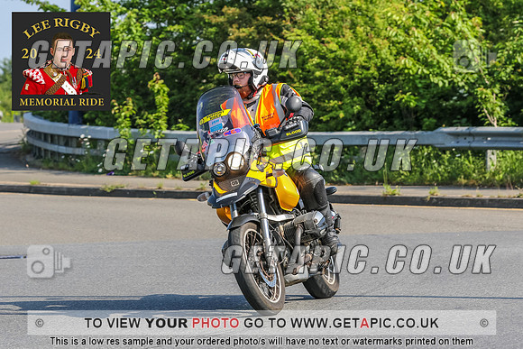 MWA2405-561-C_LOGO_ON_PHOTO