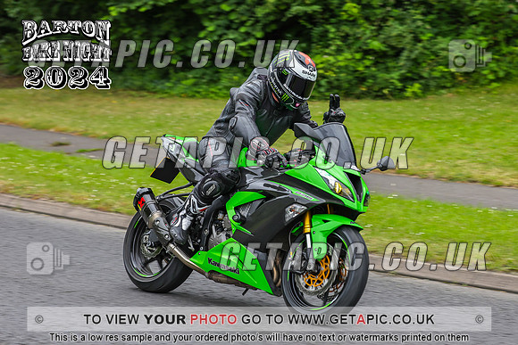 PR2407-4870_LOGO_ON_PHOTO