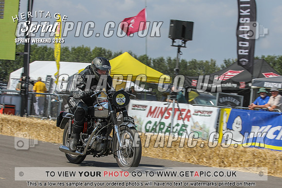 PP2508-3913_LOGO_ON_PHOTO