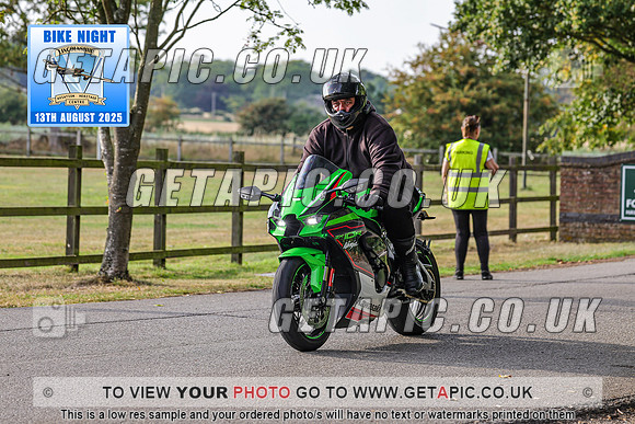 PR2508-10741_LOGO_ON_PHOTO
