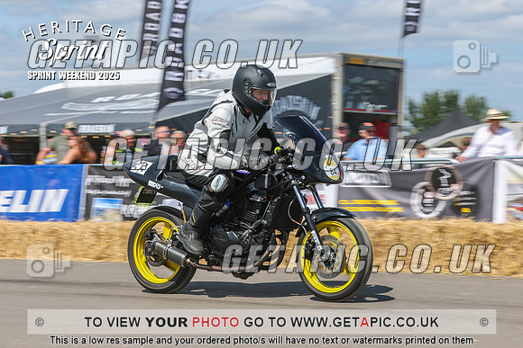 GP2508-4049_LOGO_ON_PHOTO