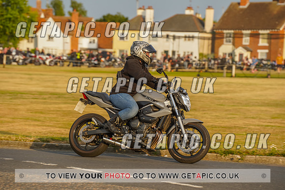 RS2207_9037