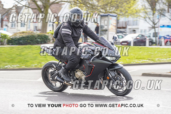 RS2204_10274