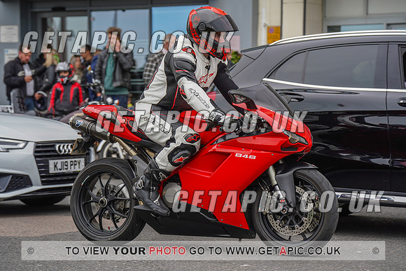 RS2205_8262