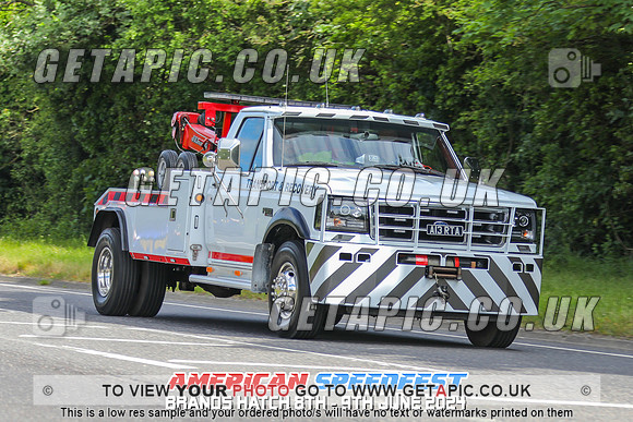 GP2406-3946-C_LOGO_ON_PHOTO