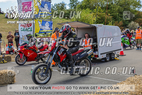 PR2408-01473-C_LOGO_ON_PHOTO