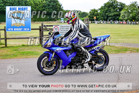 PR2408-12702_LOGO_ON_PHOTO