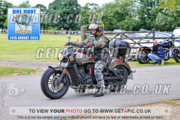 PR2408-12709_LOGO_ON_PHOTO