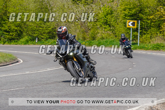 RS2204_12535