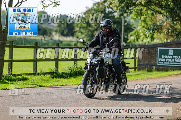 PR2506-03461_LOGO_ON_PHOTO