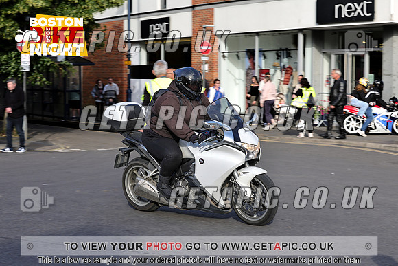 PR2407-12333_LOGO_ON_PHOTO
