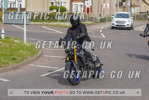 RS2204_3958