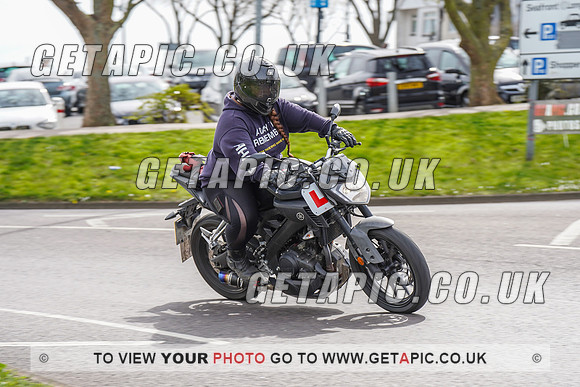 RS2204_10069