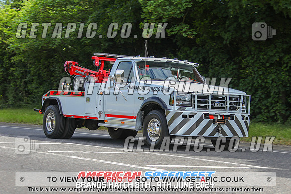 GP2406-3949-C_LOGO_ON_PHOTO