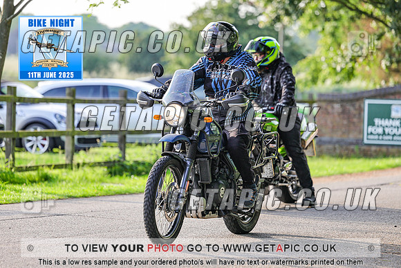 PR2506-07899_LOGO_ON_PHOTO