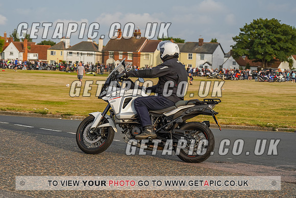 RS2207_8635