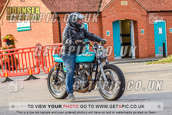 TW2508-010_LOGO_ON_PHOTO