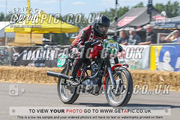 GP2508-5935-C_LOGO_ON_PHOTO