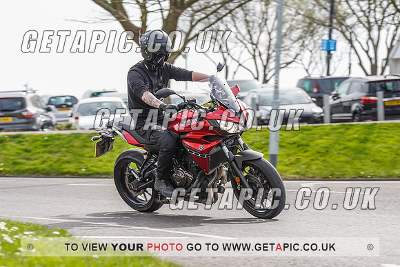 RS2204_10283