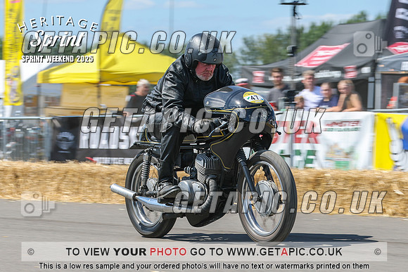 GP2508-5035-C_LOGO_ON_PHOTO