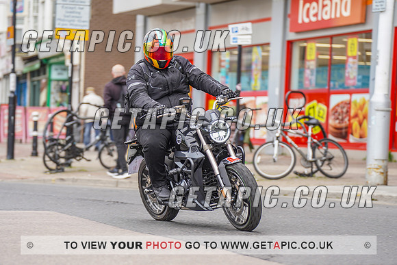 RS2205_1068