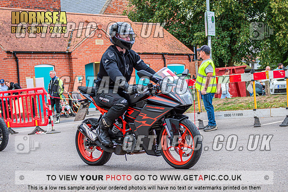 TW2508-1732_LOGO_ON_PHOTO