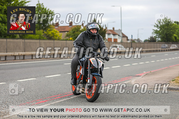 GP2505-026_LOGO_ON_PHOTO