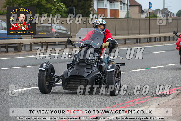 GP2505-034_LOGO_ON_PHOTO