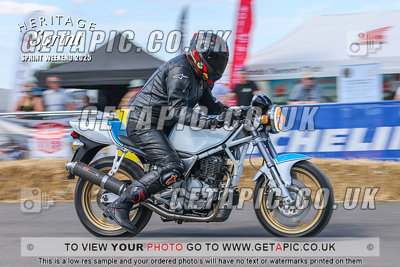 GP2508-5202-C_LOGO_ON_PHOTO