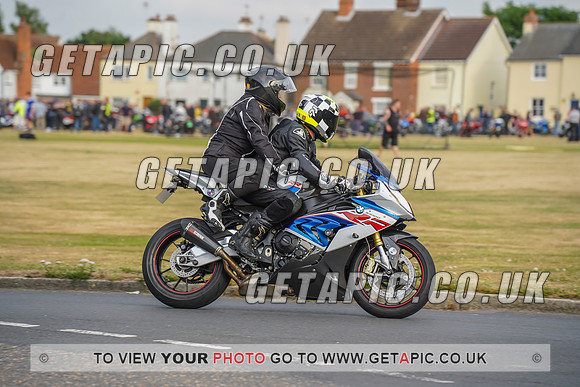 RS2207_8462