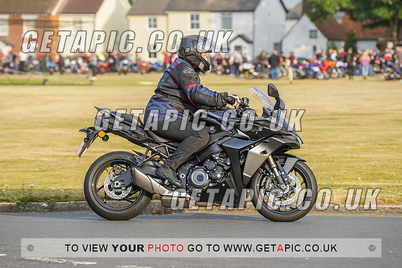 RS2207_8490
