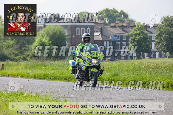GP2405-3226_LOGO_ON_PHOTO
