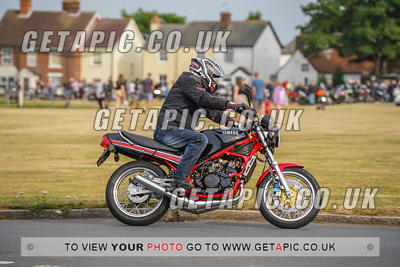 RS2207_7622