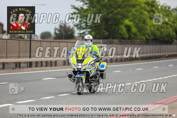 GP2505-124_LOGO_ON_PHOTO