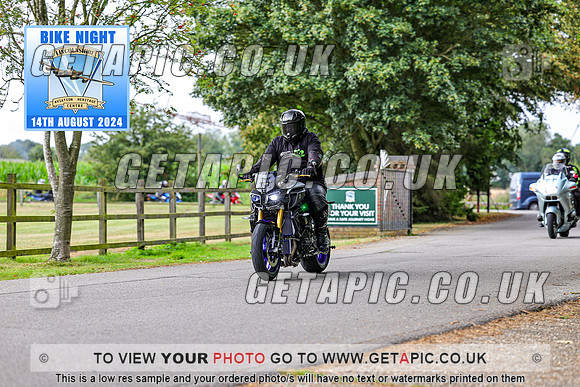PR2408-05702_LOGO_ON_PHOTO