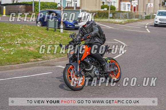 RS2204_3960